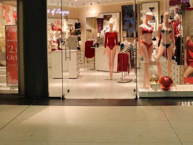 Auchan intimissimi shop